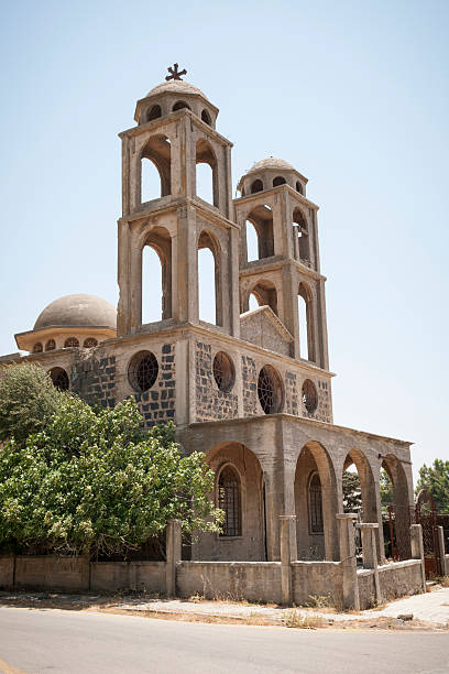 chrześcijański kościół w kunajtira, syria - qunaitira zdjęcia i obrazy z banku zdjęć