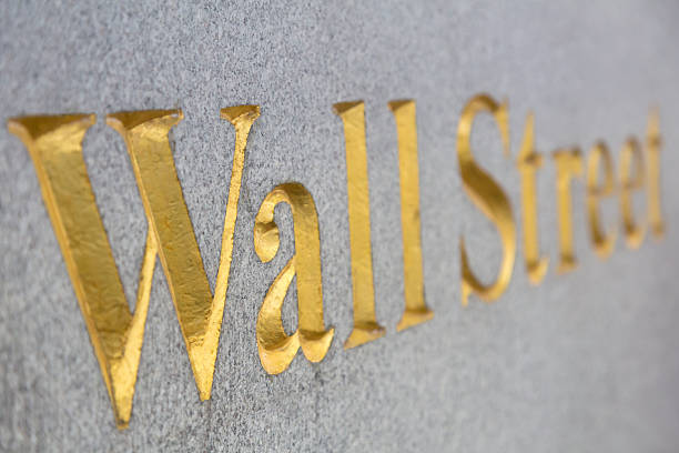 istock Wall Street Sign 510853577