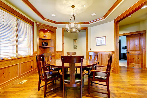 istock Nice dinning room with hardwood floor and great table. 510854120