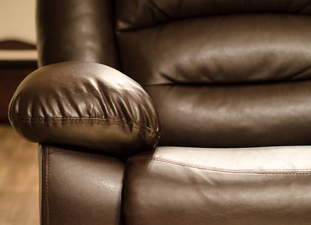 poltrona in pelle - armchair sofa leather brown foto e immagini stock