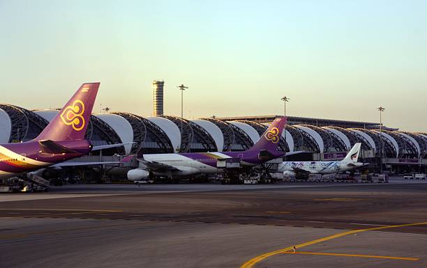 수완나품공항, 방콕 - thai airways 뉴스 사진 이미지