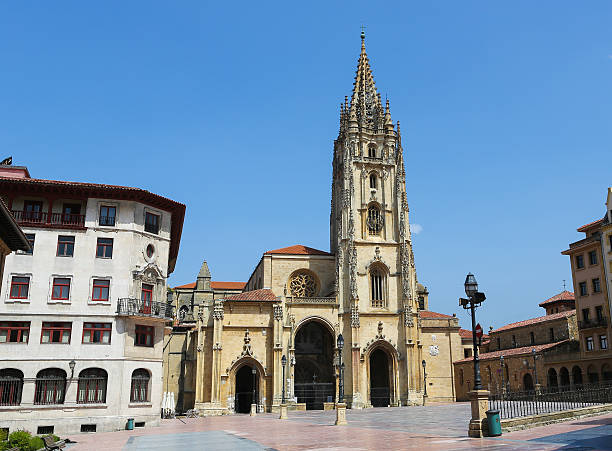 istock Cathedral of Oviedo 510874571