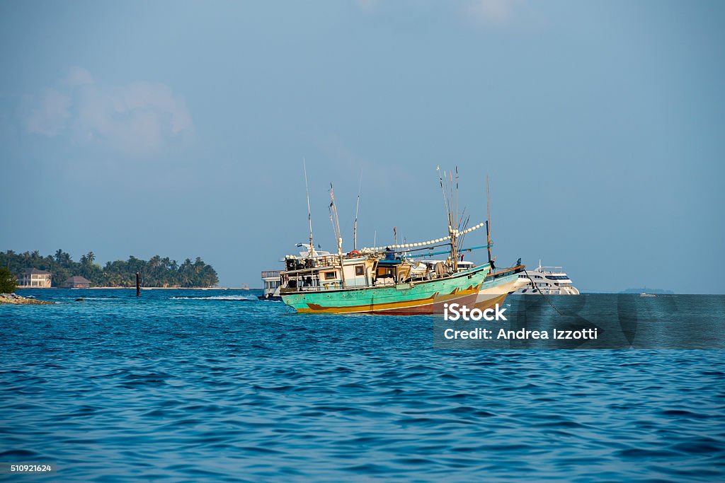 maldivian fishing boat in male maldivian fishing boat in male maldives harbor Maldivian Ethnicity Stock Photo