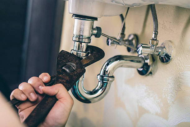 istock Trying to fix the drain 510951796