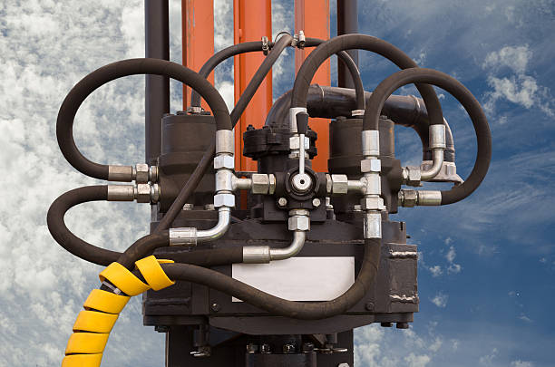 idraulico tubi, i raccordi e leve - hydraulic platform hose oil industry industry foto e immagini stock