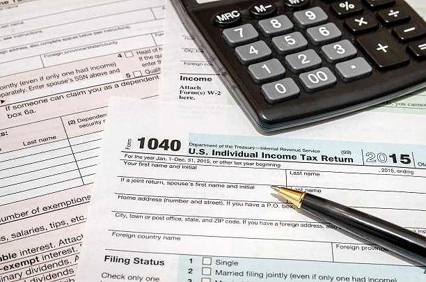 istock 1040 tax form for 2016 year 510964128