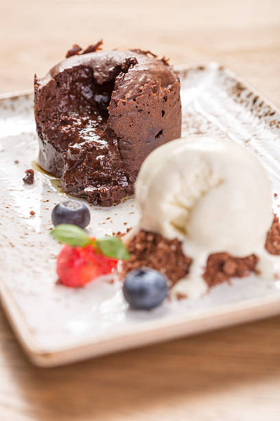 istock Chocolate fondant lava cake 511017212