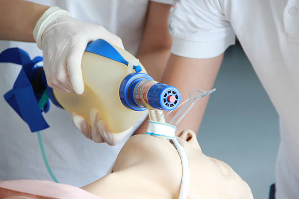 istock Tracheal intubation open the airway 511026094