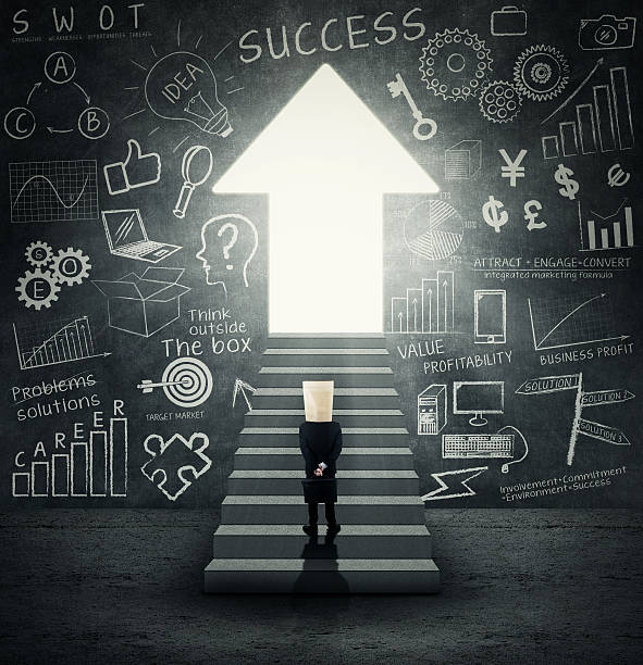 istock Anonymous businessman looking a chance 1 511031097