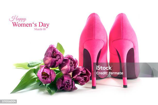 Señoras Rosa Tacones Altos Y Tulipanes Sobre Blanco Día De La Mujer Foto de stock y más banco de imágenes de Adolescente - iStock Señoras Rosa Tacones Altos Y Tulipanes Sobre Blanco Día De La Mujer Foto de stock y más banco de imágenes de Adolescente - iStock
