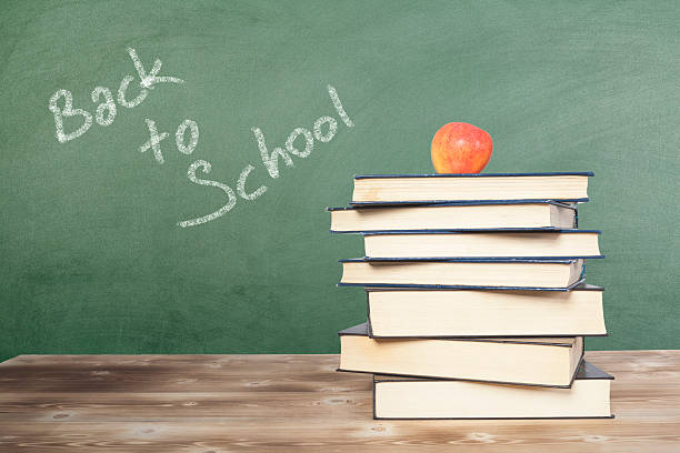 istock Back to School Writen with book on Chalkboard 511059594