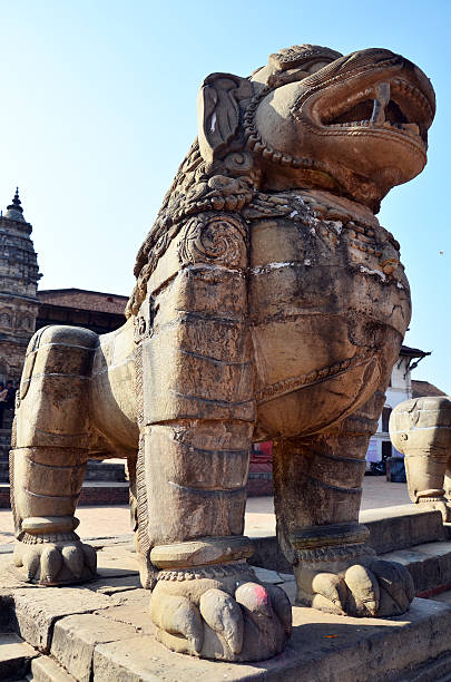 istock Statue image Lion guarding at Bhaktapur Durbar Square 511060507