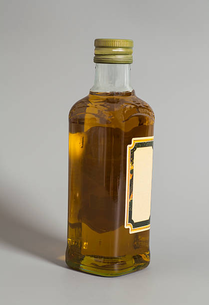 istock Oil In Glass Bottle 511199780