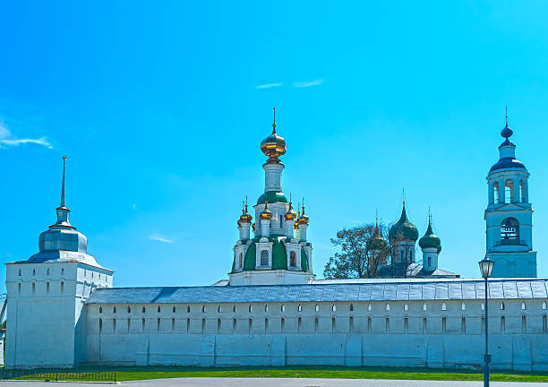 istock White Monastery near Yaroslavl 511215132