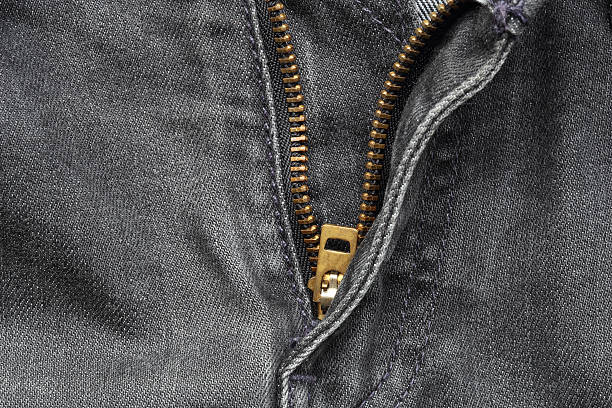 istock Close up of jeans zipper 511246013