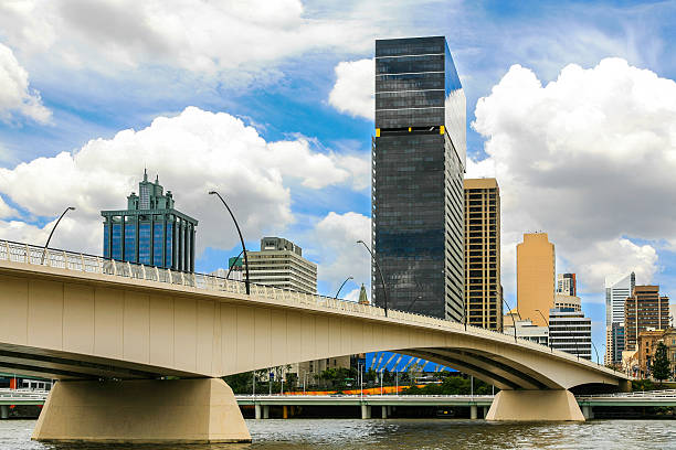 istock Victoria Bridge, Brisbane 511296592