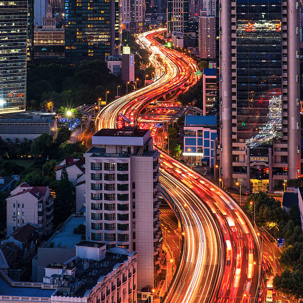 交通渋滞に大きな街 - aerial view shanghai technology multiple lane highway ストックフォトと画像