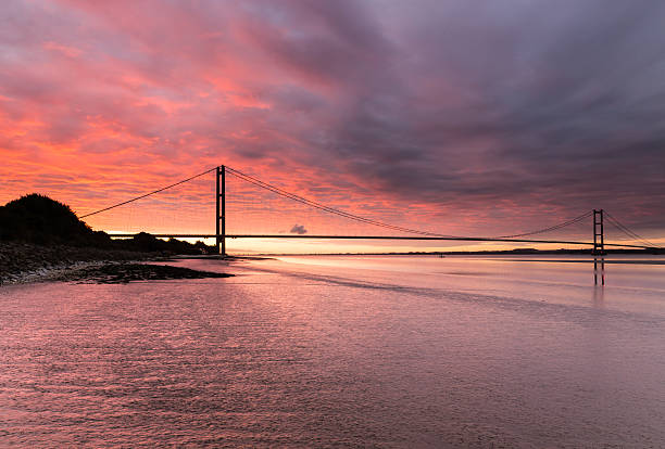 Humber Bridge at sunrise (Hull, UK) Humber Bridge at sunrise (Hull, UK)Humber Bridge at sunrise (Hull, UK)Humber Bridge at sunrise (Hull, UK) humberside stock pictures, royalty-free photos & images