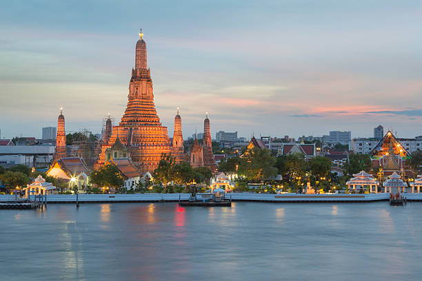 istock Twilight of Arun temple water front 511372444