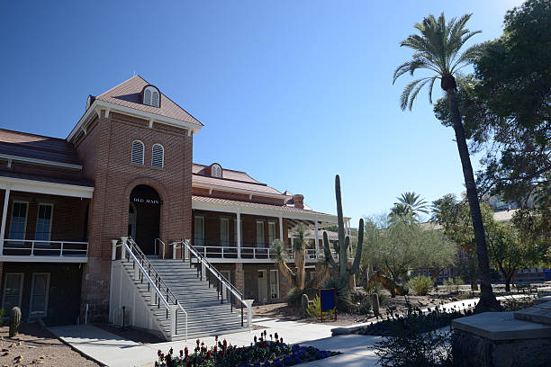 istock Old Main building in University of Arizona 511374308