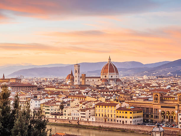 istock Florence's cathedral and skyline at sunset 511376644