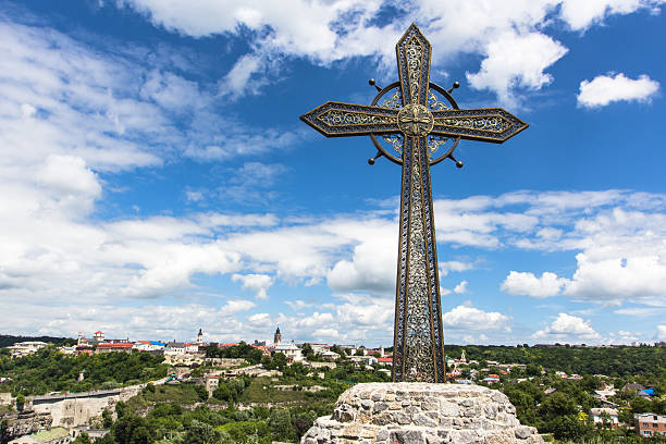 istock Cross over the Kamenetz-Podolsky 511386883