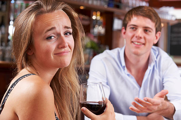 istock Couple On Unsuccessful Blind Date In Restaurant 511387617