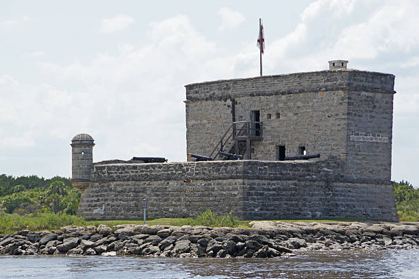 istock Fort on river south of St Augustine, Florida 511390318