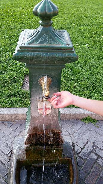 istock Water fountain / Drinking Fountain 511393111