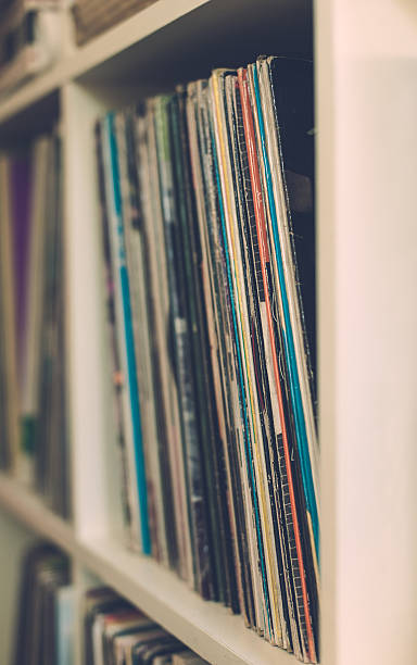 istock Vintage 33 vinyl long playing row on shelf 511459794
