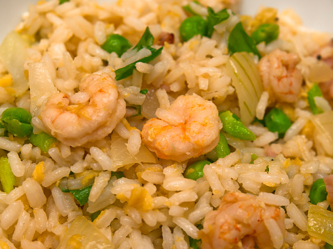 Fried rice with shrimp