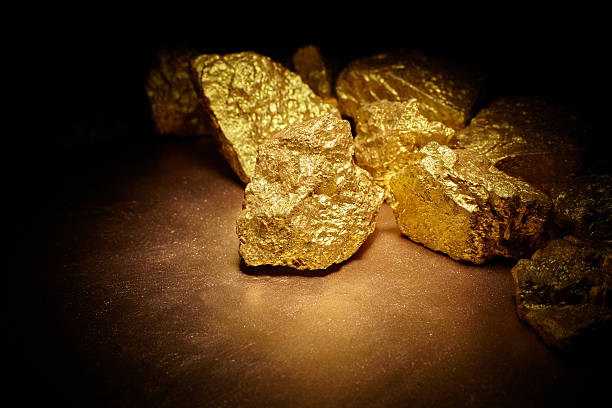 istock Closeup of big gold nuggets 511483728