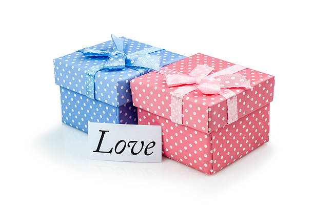 istock Little presents boxes for female and male 511502049