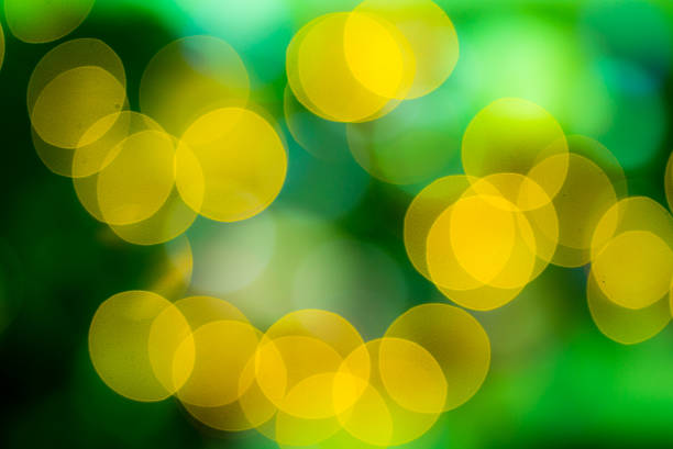 circular bokeh abstracto círculos de colores - bookeh defocused abstract decoration fotografías e imágenes de stock