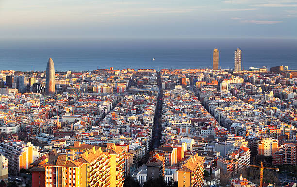 スペインのバルセロナの街並み - business travel travel sky sea ストックフォトと画像