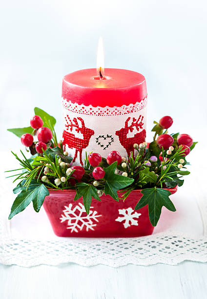 istock Christmas table decoration with candle 511523819
