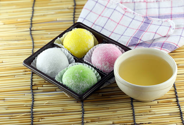 istock Japanese desserts made of sticky rice. 511531107