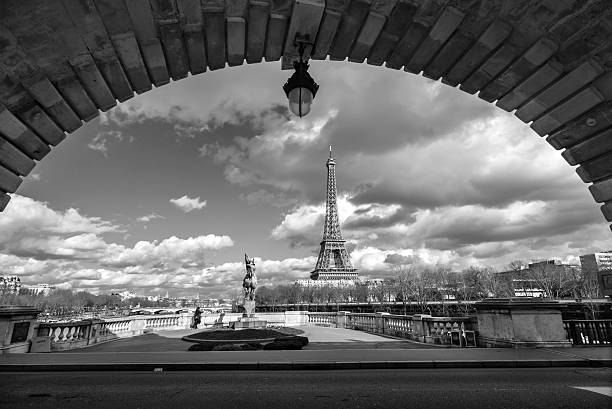 istock Eiffel tower view from Bir Hakeim bridge, Paris, France 511534704