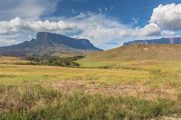 istock Tablemountain Roraima with clouds, Venezuela, Latin America. 511539602