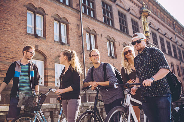 istock Strolling through the city with friends 511539898