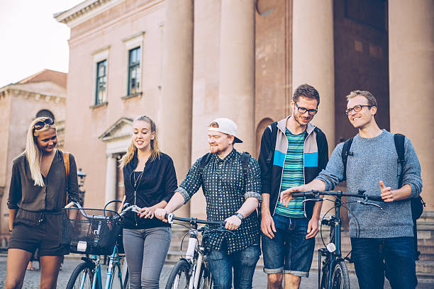 istock Strolling through the city with friends 511540680