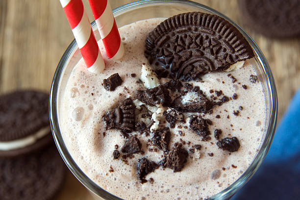 istock Homemade milkshake with cookies 511541806