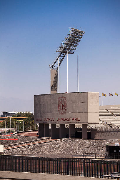 멕시코 올림픽경기장 - bleachers olympic stadium architecture blue 뉴스 사진 이미지