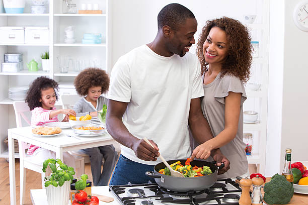 istock Cooking Family Meal 511550547
