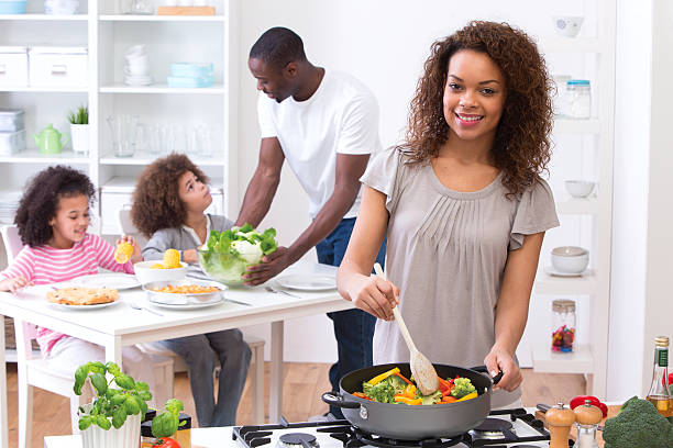 istock Cooking Family Meal 511550553