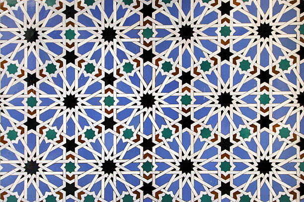 размещение мозаикой в мавританском стиле. - seville andalusia spain pattern стоковые фото и изображения