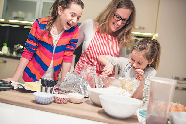 istock Family time in the kitchen 511606734