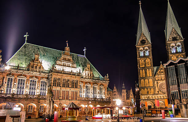 istock Bremen Town Hall and Bremen Cathedral 511617447