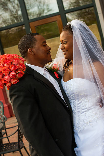 braut und bräutigam - wedding black american culture bride stock-fotos und bilder