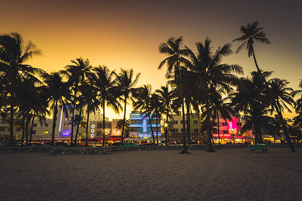 istock Ocean Drive street with illuminated buildings, South Beach 511667108